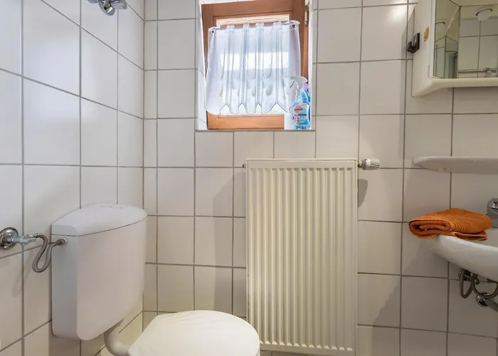 Haus Rosi Und Werner 아파트 Emmerting